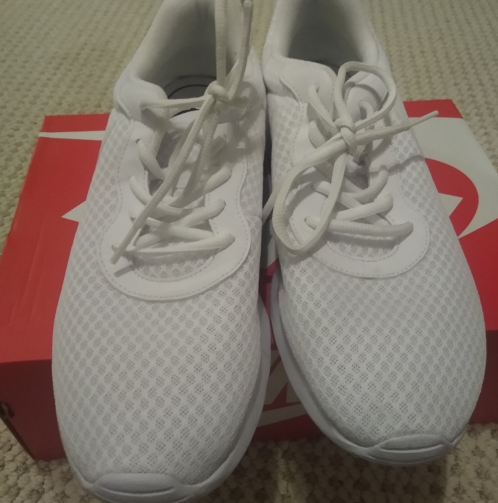 Nike Lunar Charge Essential